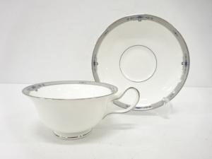 WEDGWOOD　ウェッジウッド　アムハースト　ティーカップ＆ソーサー　洋食器